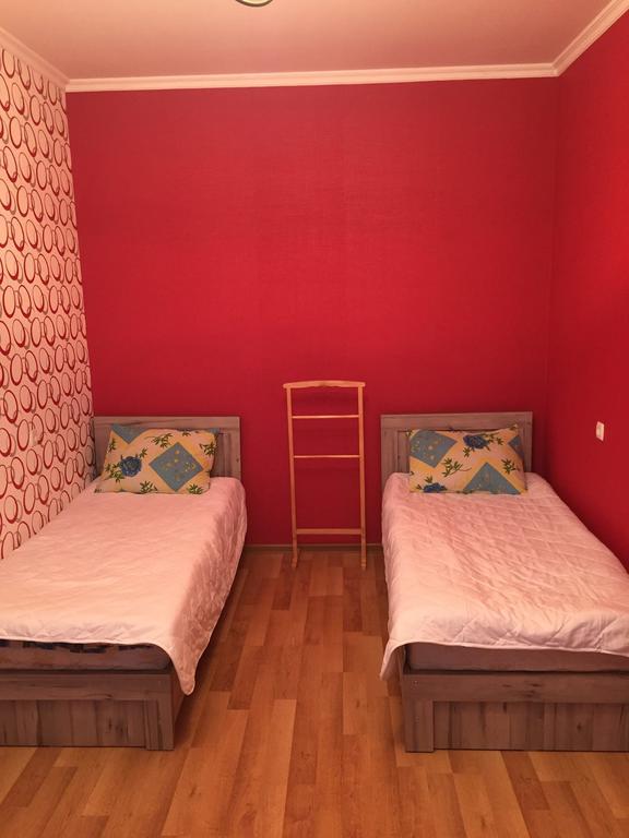 Guesthouse Gua クタイシ エクステリア 写真