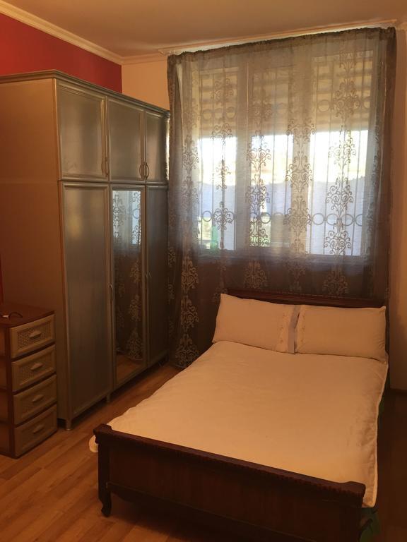 Guesthouse Gua クタイシ エクステリア 写真